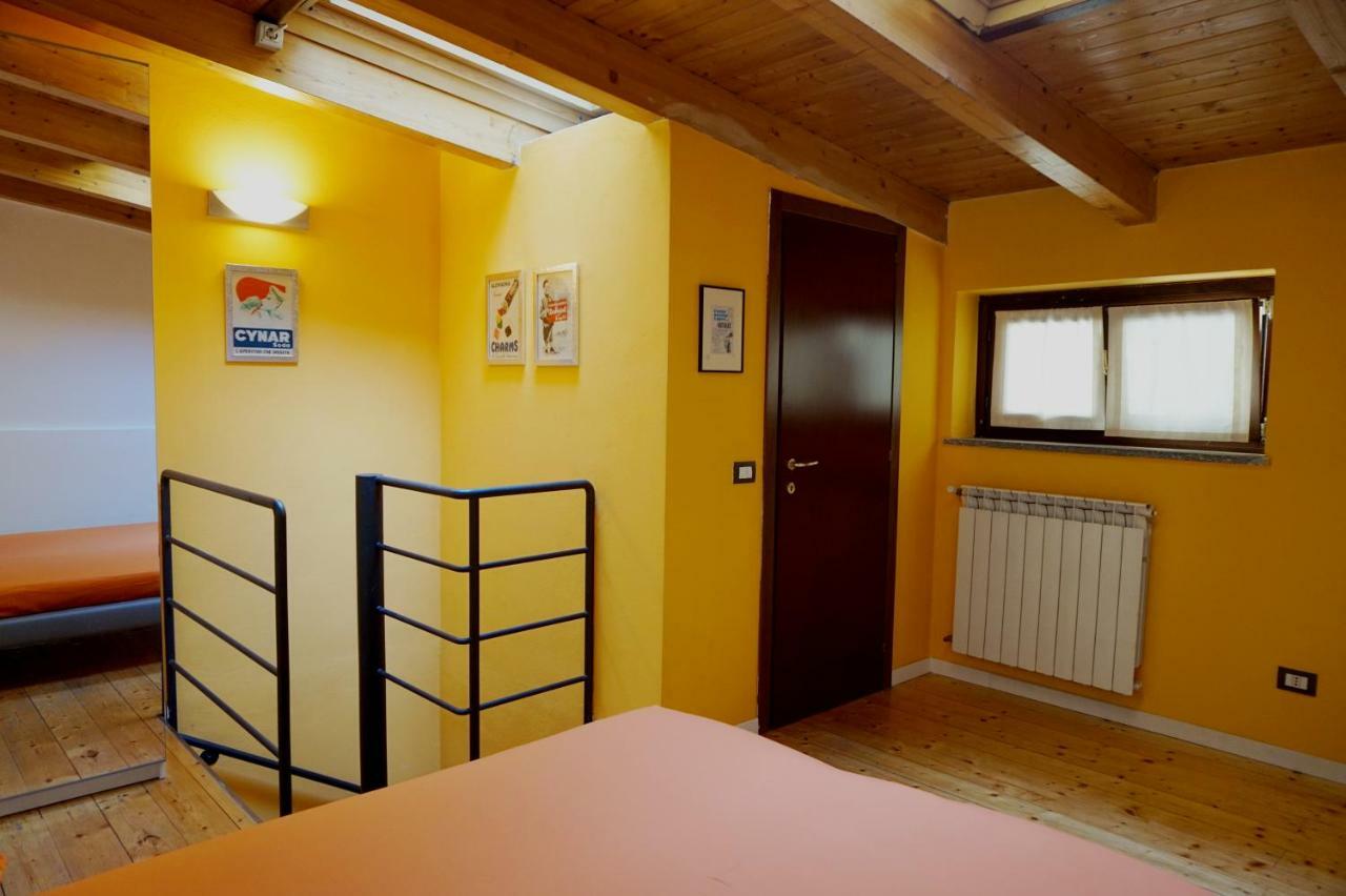 Studio Apartment Vicolo Lavandai Milano Exteriör bild